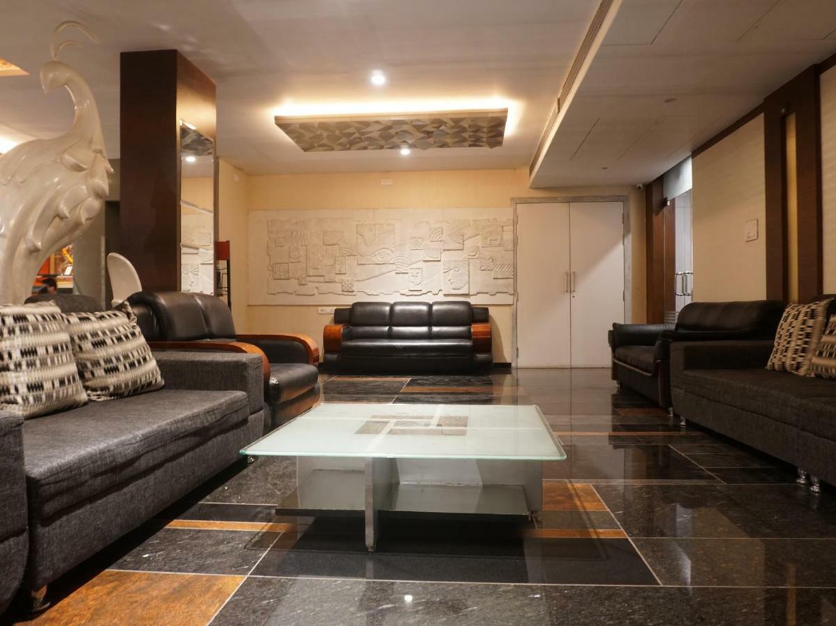 Palette Four Seasons Recreation Resort Jalgaon Exterior photo